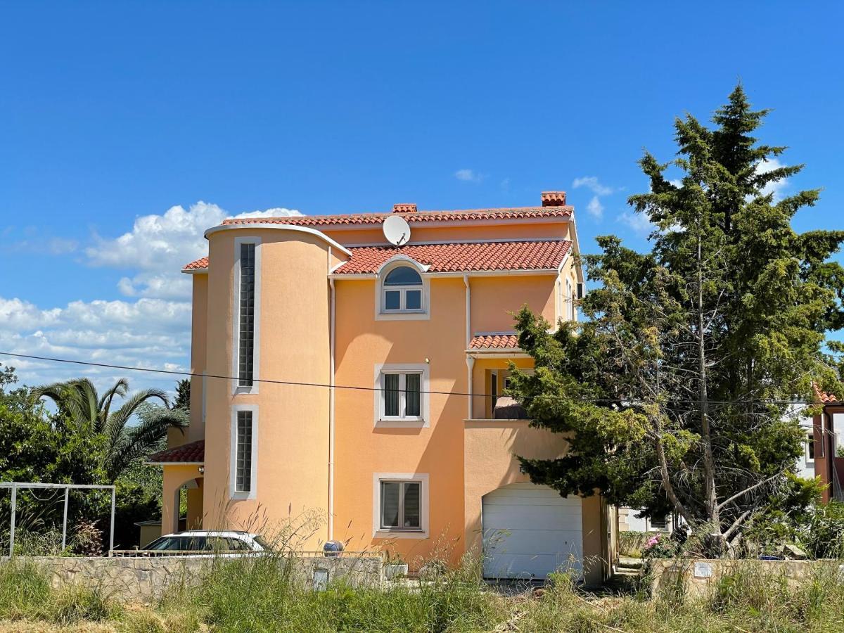 Apartments Vitalia Premantura Eksteriør billede