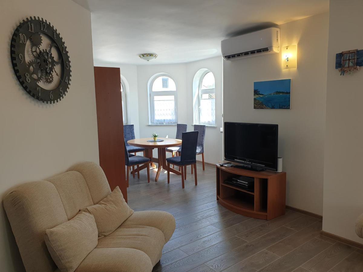 Apartments Vitalia Premantura Eksteriør billede